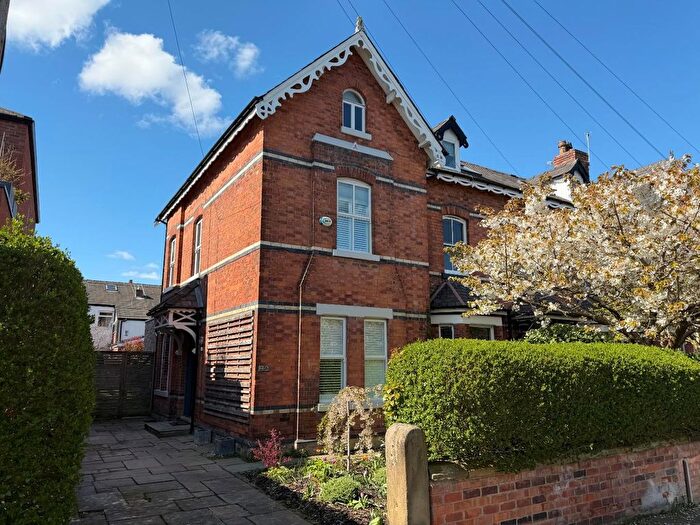 5 Bedroom Semi Detached House For Sale In Chequers Road, Chorlton, M21