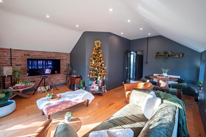 2 Bedroom Flat For Sale In Glen Path, Ashbrooke, Sunderland, SR2