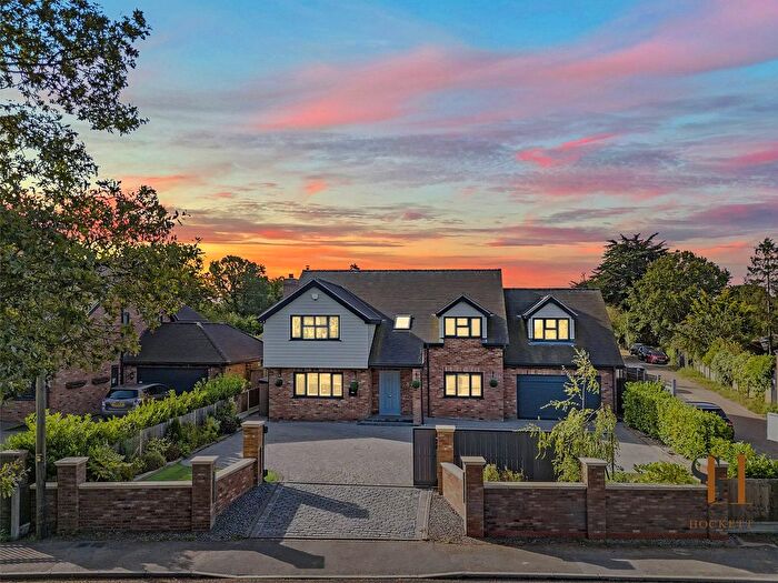 4 Bedroom Country House For Sale In Downham Road, Ramsden Heath, Billericay, Essex, CM11