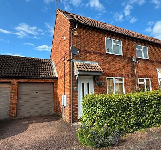 2 Bedroom Semi-Detached House To Rent In Tredington Grove, Caldecotte, MK7