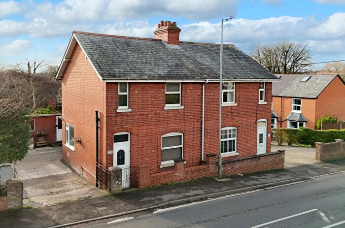 3 Bedroom Semi-Detached House For Sale In Andover Road, Ludgershall, Andover, SP11