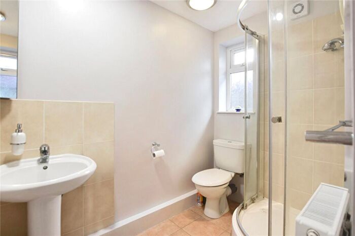 3 Bedroom Bungalow For Sale In Baldwyns Park, Bexley, Kent, DA5