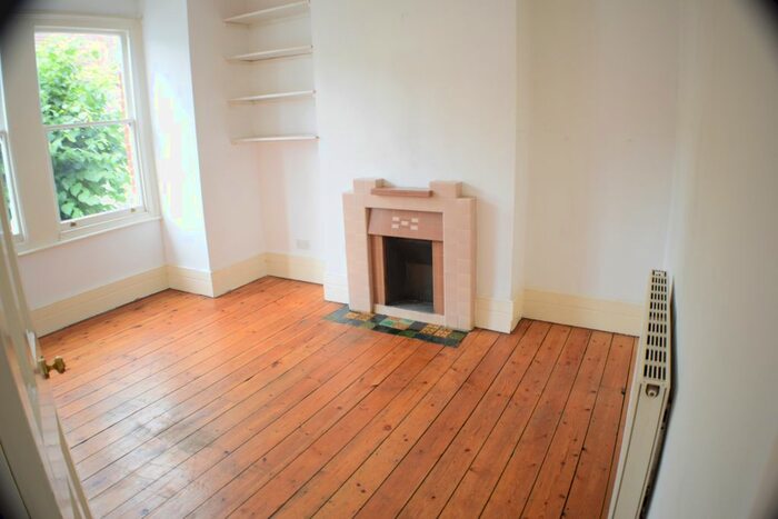 2 Bedroom Flat To Rent In Princess May Road, Stoke Newington, London, N16