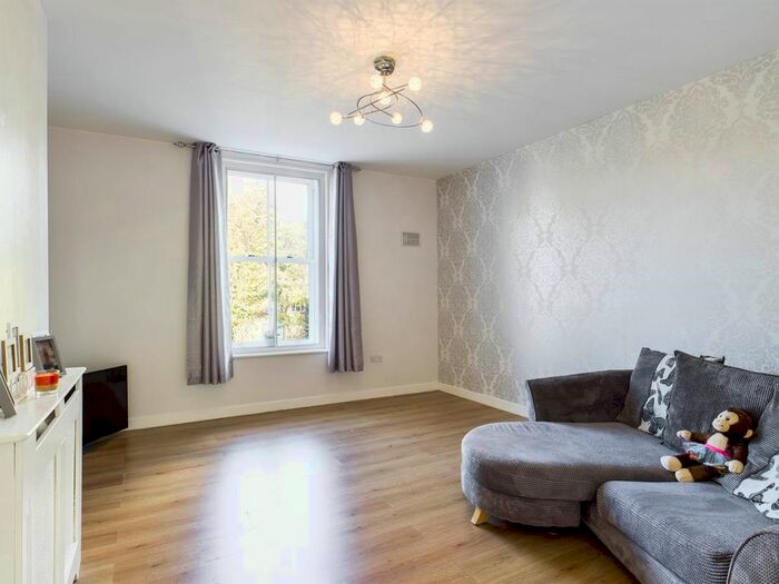 2 Bedroom Flat To Rent In Woolwich Road, Abbey Wood, London, SE2
