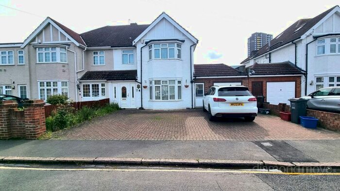 3 Bedroom Semi-Detached House To Rent In Lampton Park Road, Hounslow, TW3