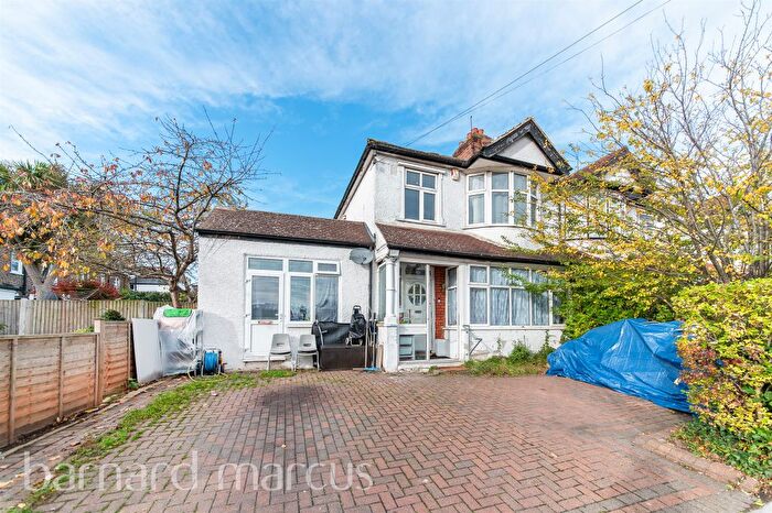 4 Bedroom End Terrace House For Sale In Oliver Avenue, London, SE25