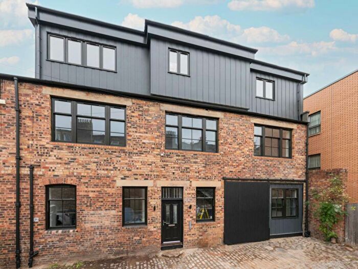 1 Bedroom Flat To Rent In Balcarres Street, Morningside, Edinburgh, EH10