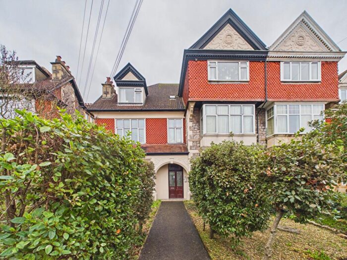 2 Bedroom Flat To Rent In Trewartha Park, Weston-super-Mare, Somerset, BS23