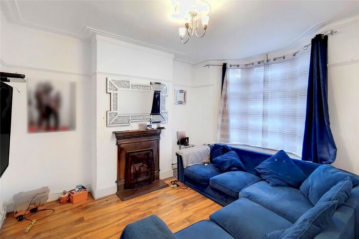 3 Bedroom Terraced House To Rent In Alexandra Road, Erith, Kent, DA8