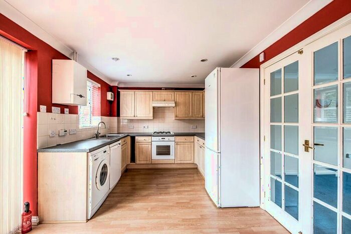 3 Bedroom Semi-Detached House To Rent In Carroll Drive, Bedford, Bedfordshire, MK42