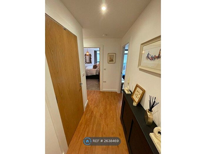1 Bedroom Flat To Rent In Quebec Building, Salford, M3