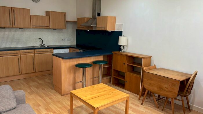 1 Bedroom Flat To Rent In Princess Street, Manchester, M1