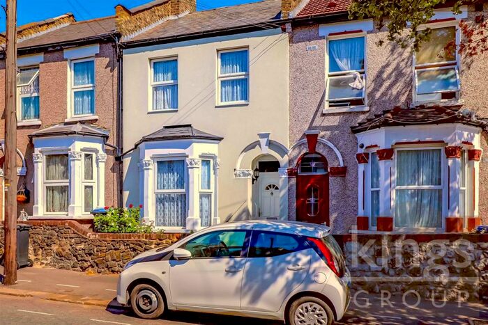 2 Bedroom Terraced House To Rent In Pretoria Road North, Edmonton, N18