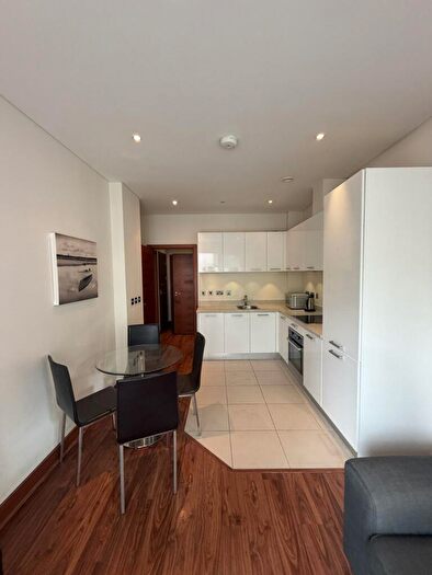 1 Bedroom Apartment To Rent In Hawker Building, Queenstown Road, London, SW11