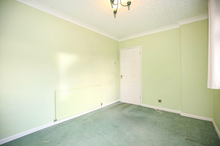 2 Bedroom Detached Bungalow For Sale In Croft Road, Atherstone, CV9