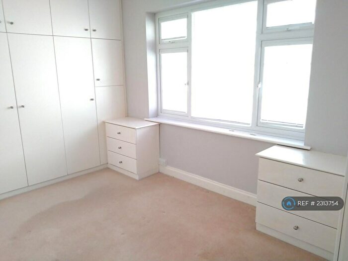 2 Bedroom Bungalow To Rent In Seaforth Gardens, Epsom, KT19