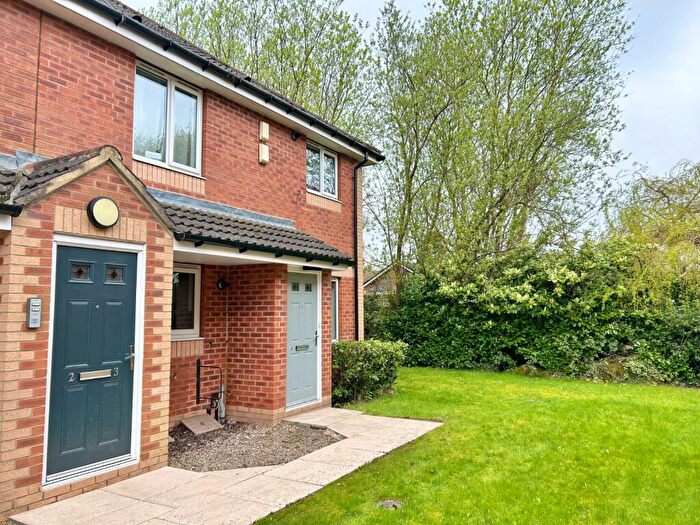 2 Bedroom Flat To Rent In Greenfield Court, Adel, Leeds, LS16