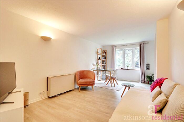 2 Bedroom Flat For Sale In John Gooch Drive, Enfield, Middlesex, EN2