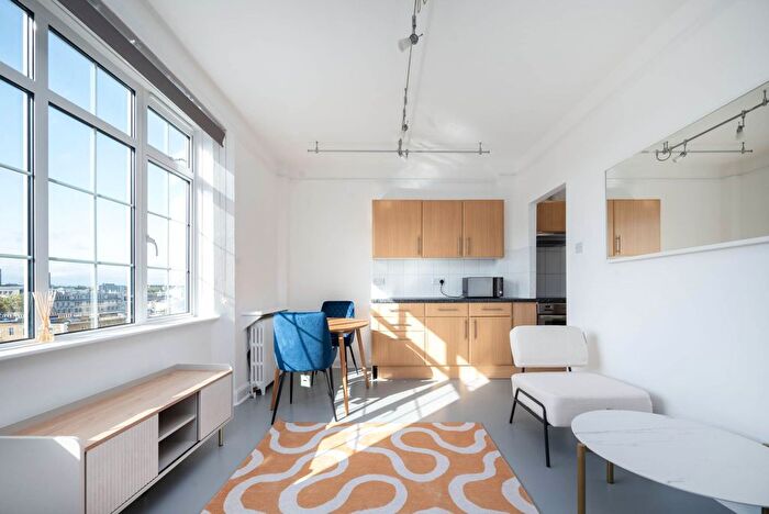 1 Bedroom Flat To Rent In Upper Woburn Place, London, WC1H