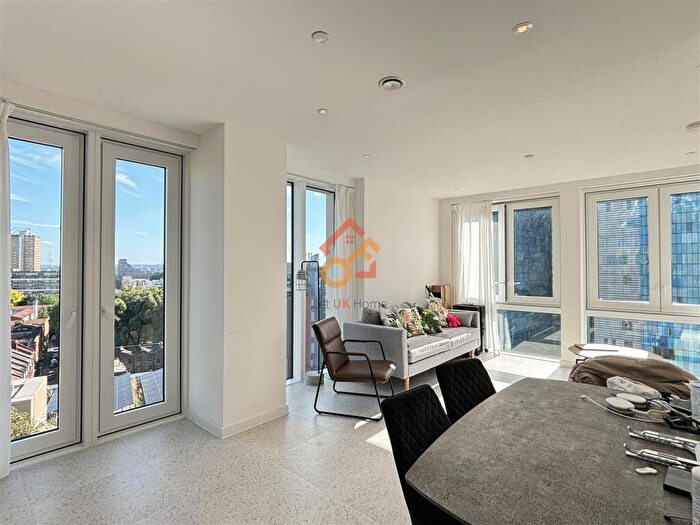 1 Bedroom Flat To Rent In Bouchon Point, Cendal Crescent, London, E1