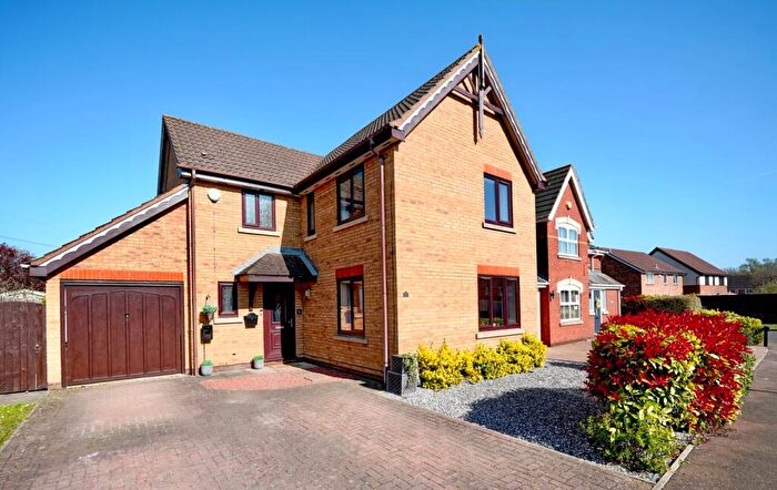 4 Bedroom Detached House For Sale In Whinfell Close, Stukeley Meadows, Huntingdon, PE29