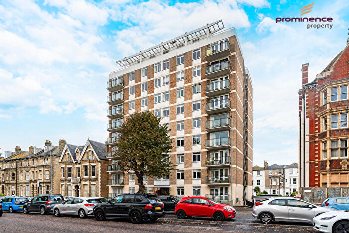 2 Bedroom Apartment For Sale In Normandy House, The Drive, Hove, BN3