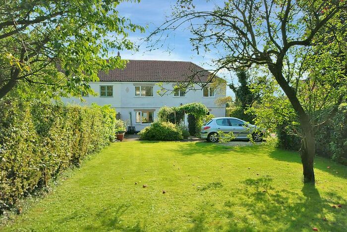 3 Bedroom Semi-Detached House For Sale In South Street, Normanton-On-Trent, Newark, NG23