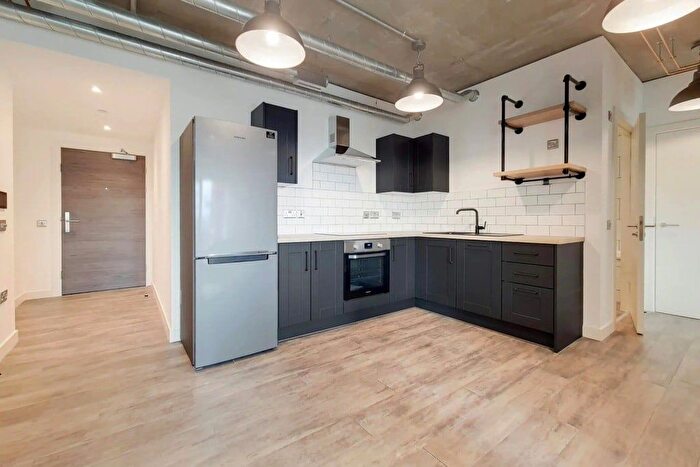 1 Bedroom Flat To Rent In South Way, Wembley, London, HA9