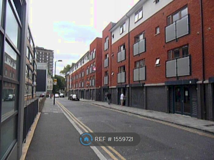 Studio To Rent In Waterson Street, Shorditch, E2