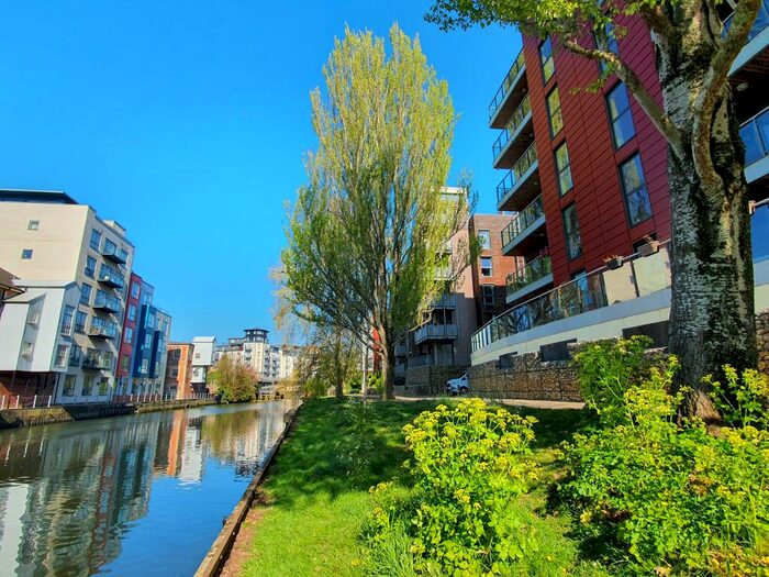 2 Bedroom Flat To Rent In Geoffrey Watling Way, Norwich, NR1