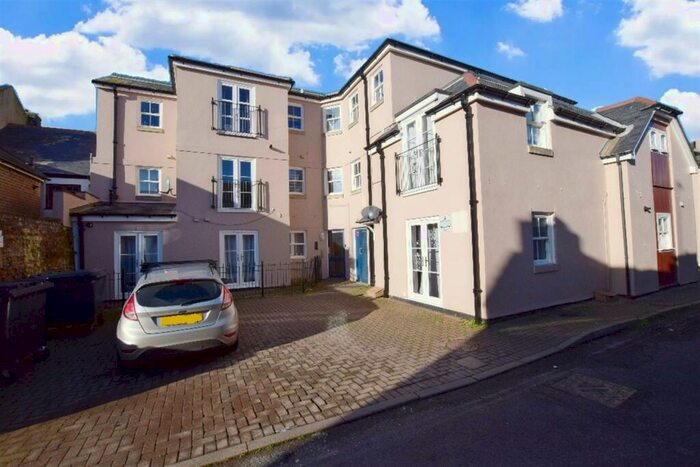 1 Bedroom Flat To Rent In West Street, Bognor Regis, PO21