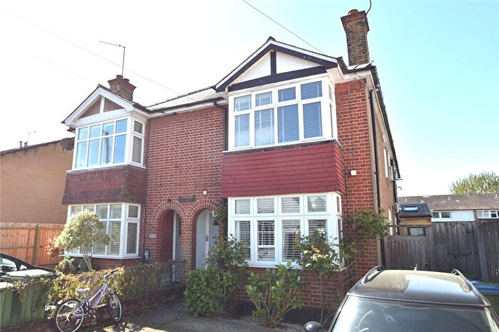 2 Bedroom Maisonette For Sale In St Marys Road, Weybridge, KT13