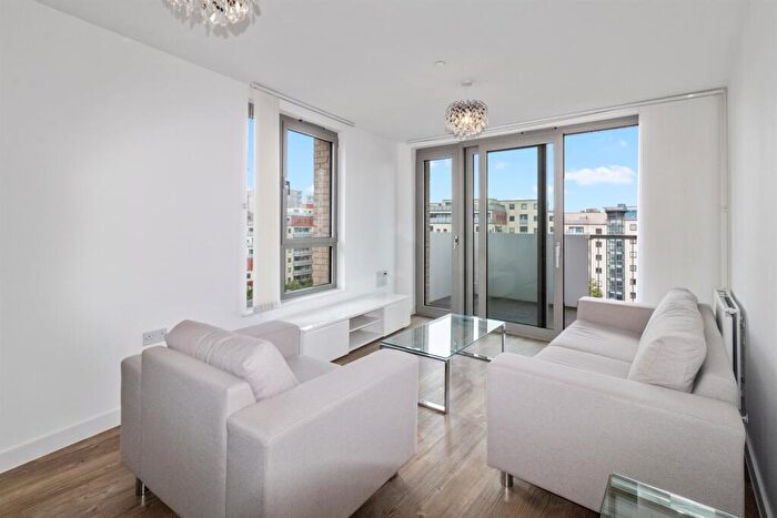 2 Bedroom Flat To Rent In Waterside Heights, E16