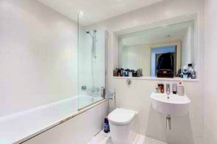 1 Bedroom Flat To Rent In Denison House, Lanterns Way, Canary Wharf, South Quay, London, E14
