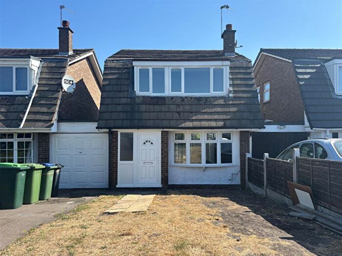 3 Bedroom Detached House To Rent In Westmore Way, Wednesbury, WS10