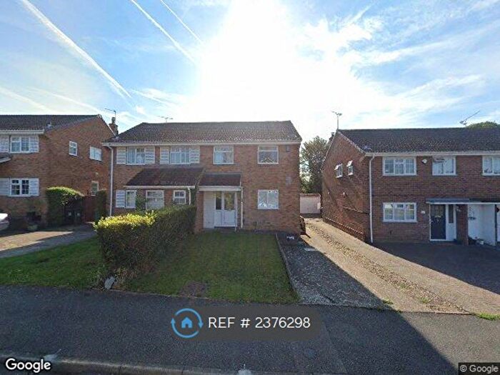 3 Bedroom Semi-Detached House To Rent In Alkham Road, Maidstone, ME14