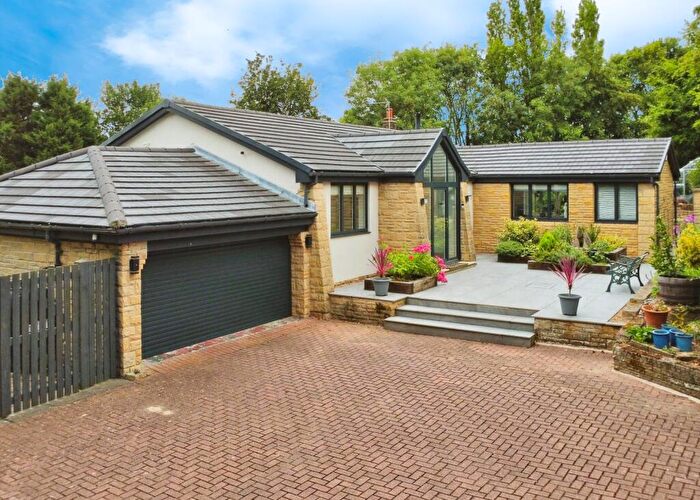 3 Bedroom Bungalow For Sale In Lindrick Road, Woodsetts, Worksop, South Yorkshire, S81