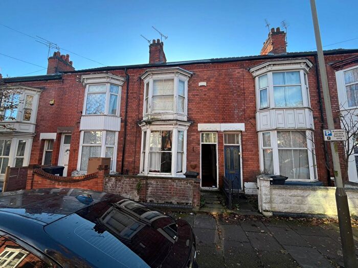 2 Bedroom Terraced House To Rent In Beaconsfield Road, Leicester, LE3