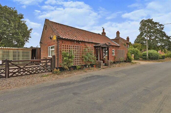 3 Bedroom Detached Bungalow For Sale In Mill Road, North Tuddenham, Dereham, NR20