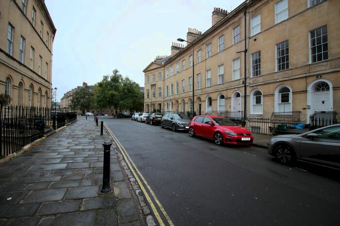 2 Bedroom Flat To Rent In Henrietta Street, Bath, BA2