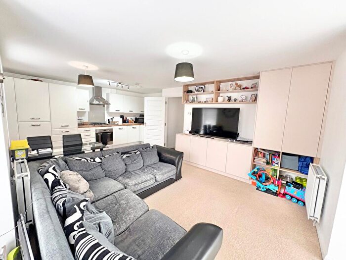 2 Bedroom Apartment For Sale In Countess Way, Brooklands, Milton Keynes, MK10