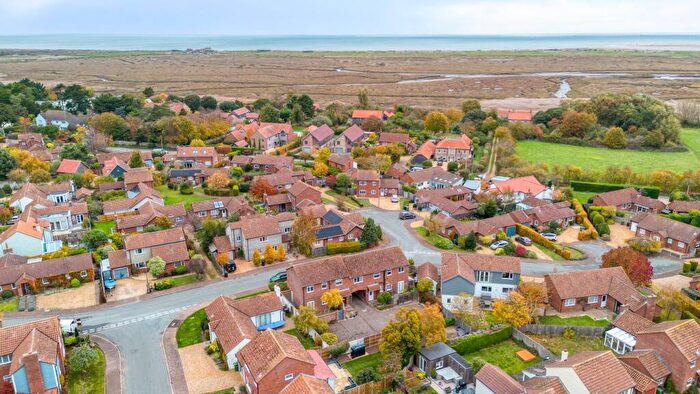 2 Bedroom Flat For Sale In Sea Views In Brancaster, PE31