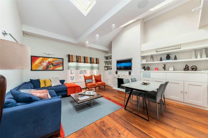 3 Bedroom Flat To Rent In Fernshaw Road, Chelsea, London, SW10