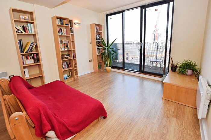 1 Bedroom Flat To Rent In Jutland House, Jutland Street, Manchester, M1