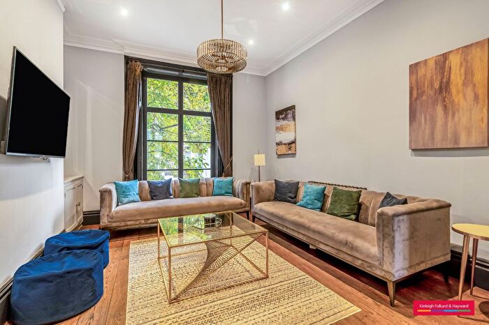 4 Bedroom Semi Detached House To Rent In Gunter Grove, London, SW10