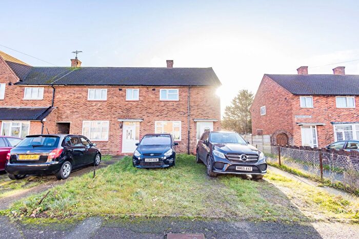 3 Bedroom End Of Terrace House For Sale In Araglen Avenue, South Ockendon, RM15