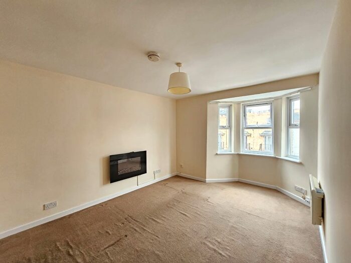 2 Bedroom Flat To Rent In Bellevue Road, Southampton, SO15