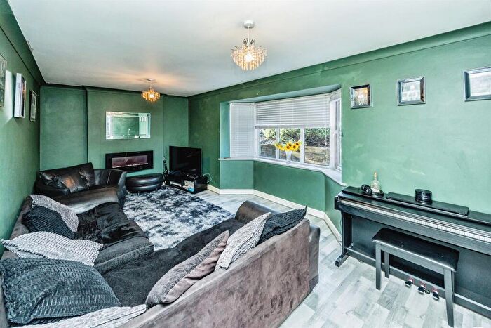 4 Bedroom Detached House For Sale In Orchard Rise, Sowerby Bridge, HX6