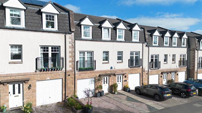 4 Bedroom Property For Sale In Graybank Road, Perth, PH2