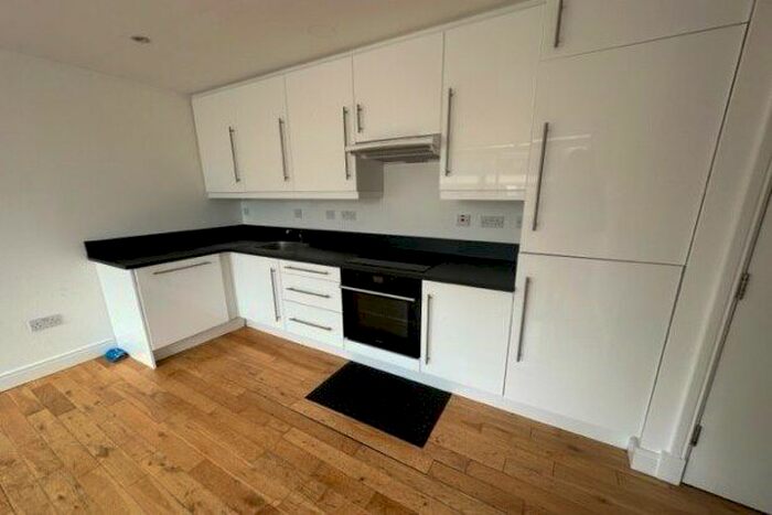 2 Bedroom Flat To Rent In Lee Street, Leicester, LE1